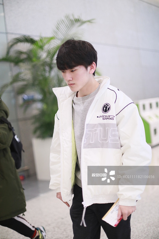 爱游戏-JackeyLove新星势不可挡表现惊艳，FPX未来可期！的简单介绍