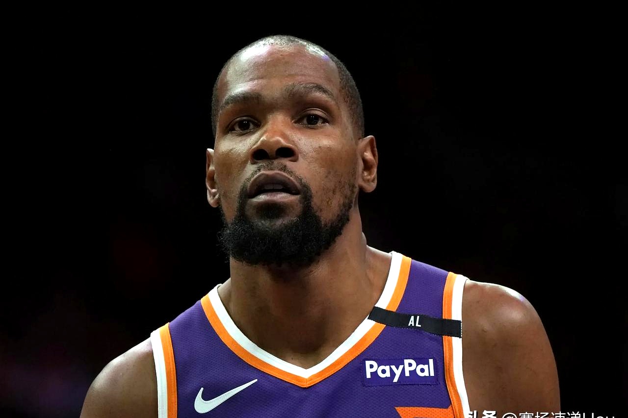 爱游戏体育-杜兰特在热火比赛中战术调整，出色防守引发热议！的简单介绍