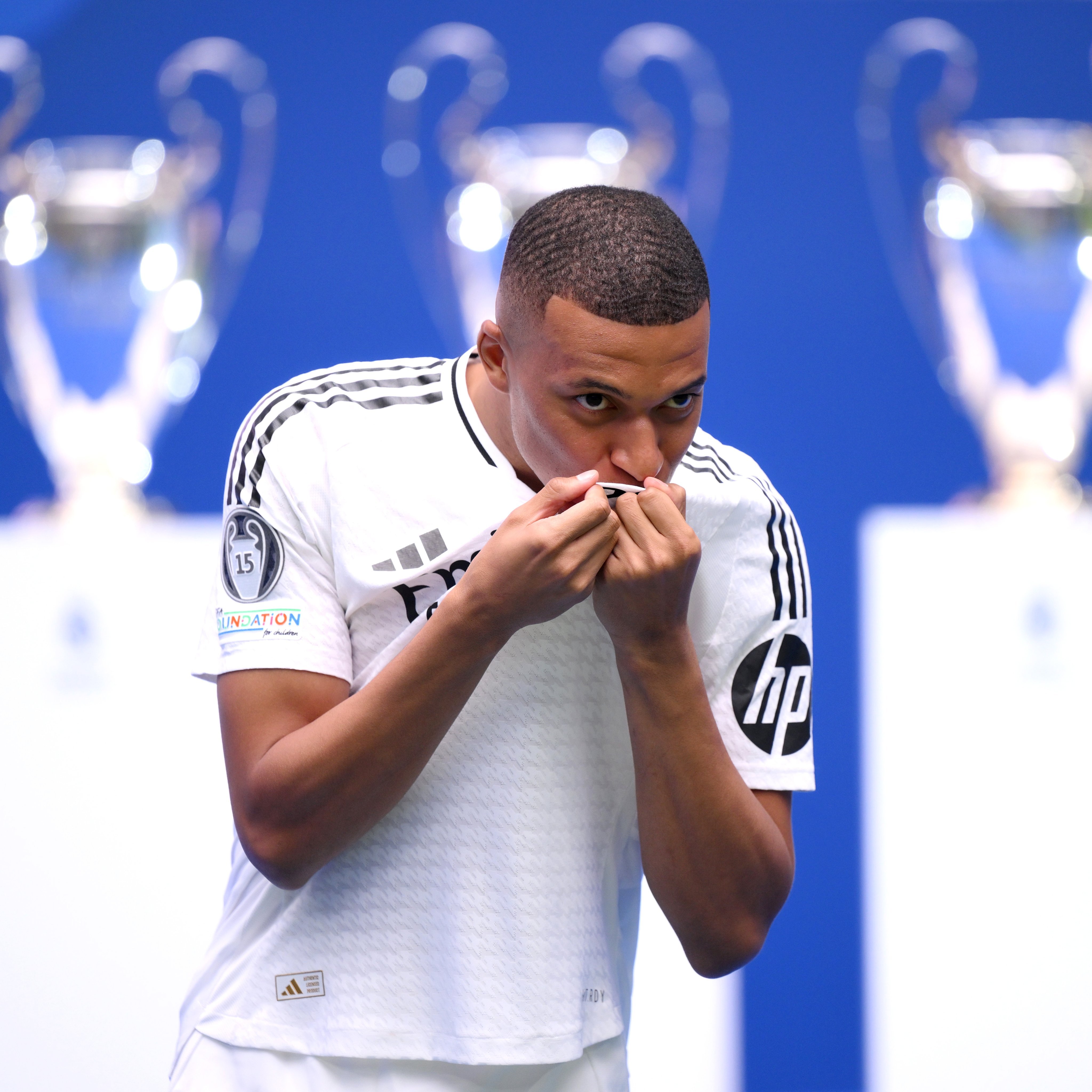 包含姆巴佩连续十二场比赛得分超过赛事规则更新,皇家马德里挑战极限!的词条 包含姆巴佩连续十二场比赛得分超过赛事规则更新,皇家马德里挑战极限!的词条