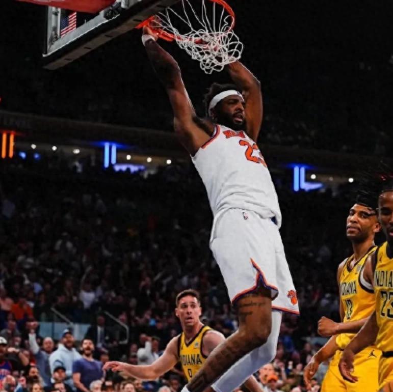 关于西亚卡姆关键节点挺进下一轮，雄鹿带队取胜！的信息